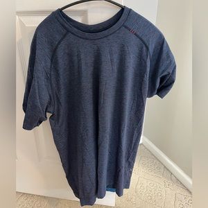 Lululemon Metal Vent Tech M